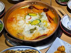 -洱火云南酸菜牛肉火锅(石景山当代商城店)