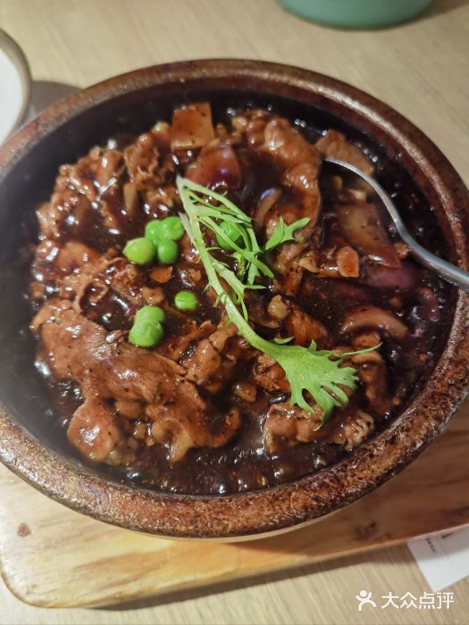 佬肥猫(周浦万达店)石锅土豆肥牛图片
