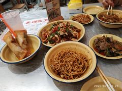 -东排食堂长沙小吃大排档(五一广场店)