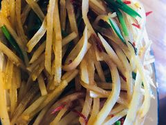 酸辣土豆丝-香满园春饼·家常菜(东大桥店)