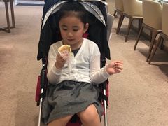 -詹爷爷乌节路街头冰淇淋