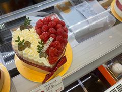 -花花卷卷·鲜食蛋糕(静安久光百货店)