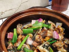 泡椒牛蛙煲-你鲟欢·香茅柠檬鱼(金沙店)