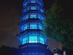 -绳金塔