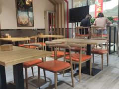 大堂-极有家小鱼小鸡石锅煲(佳兆业店)
