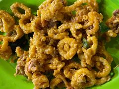 咸蛋黄鱿鱼-明记烧鱼美味店