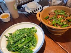 -二厨·吊桥小院·脆皮烧鸡公·本地农家菜(沿江西路店)