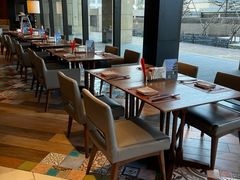 -松咖啡自助餐厅·松北香格里拉