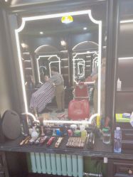 -豪帅男士理容馆