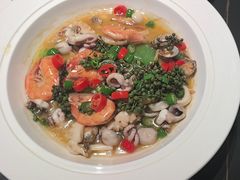 -鸽子侯·家宴·平价海鲜(绿地店)