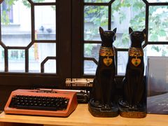 -猫的天空之城概念书店(杭州南宋御街店)