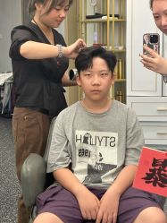 -即型男士理发工作室