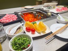 -海底捞火锅鲜切牛肉主题店(长寿路店)