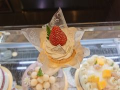 -花花卷卷·鲜食蛋糕(静安久光百货店)