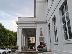 -南京双门楼宾馆(盐仓桥地铁站阅江楼店)