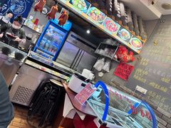 -爆炸头阿姨小四川正宗川味小吃(无任何分店)