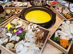 -一朵菌·野生菌探索家火锅(南亚店)