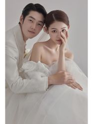 -樱花婚纱摄影