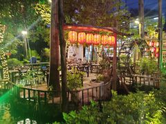 -花溪雨·森林餐厅(石基店)