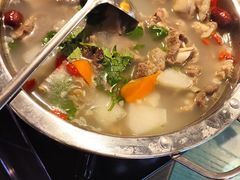 -壹号院音乐餐厅•烤全羊•新疆菜(浐灞店)