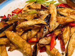 -靠山屯东北农家菜(八龙桥雅苑店)