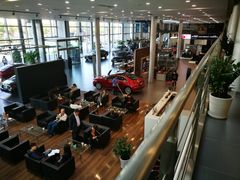 -天津波士信达奔驰4S店(卫津南路店)