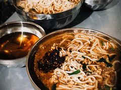 -正宗杨记普洱酸醋米线(总店)