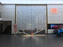 -上海华裕比亚迪4S店
