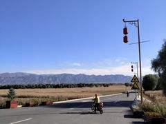 暖泉路上-暖泉古镇