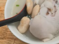 -雷祖芳老妈蹄花店