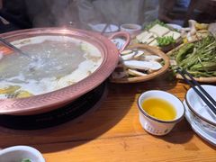 -民食香·腊排骨野生菌美食(木府店)