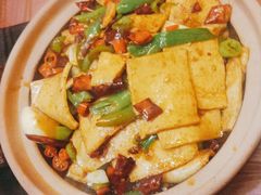 -六福烧烤酒馆(秦隆步行街店)