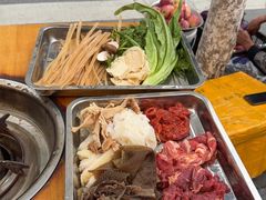 -金鼎雪山牦牛杂火锅(理县总店)