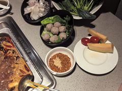 -海底捞火锅(宝龙广场夜宵主题店)