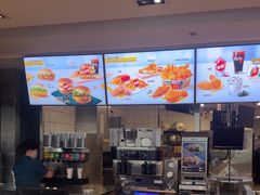 -麦当劳(鄂尔多斯机场店)
