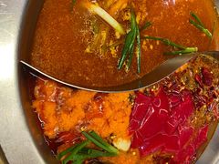 -沸炉重庆老火锅(军事博物馆店)