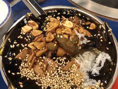 -马路边边串串香(苗栗路店)