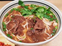 -小马牛肉面·牛骨熬制(南京博物院店)