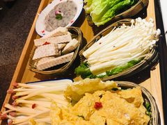 -贤合庄卤味火锅(安吉万达店)