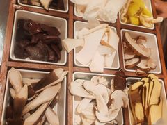 -芸鲜季·云南野生菌餐厅· 云南风物味研社(闵行店)