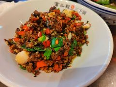 -富正毅三下锅·湘西韵味(天门山索道店)