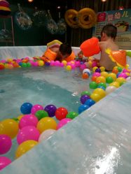 -小鸭先知婴儿游泳馆