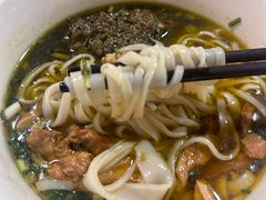-矮子粉店1985·长沙米粉(湘春路店)