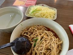 -李先生牛肉面大王(成都东站西广场店)