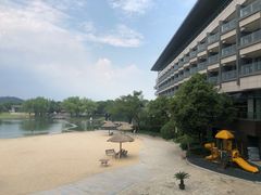 -上海佘山世茂艾美酒店