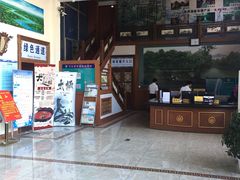 -龙脉温泉室内游泳馆