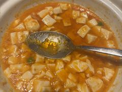 -八府香鸭·啫啫煲(华山路店)