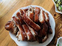 -黄记四更烤乳猪店