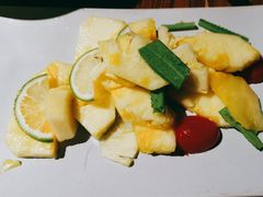 -云海肴·汽锅鸡·云南菜(天山百盛优客店)