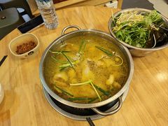 鱿鱼炖鸡火锅-王记贵阳第一家鱿鱼炖土鸡(东新分店)